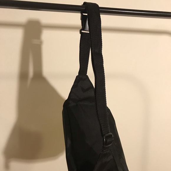 vintage fanny pack - Picture 3 of 3